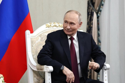 Путин наградил звездой актрису «Современника» и токаря из Воронежа: кому ещё дали Героя Труда